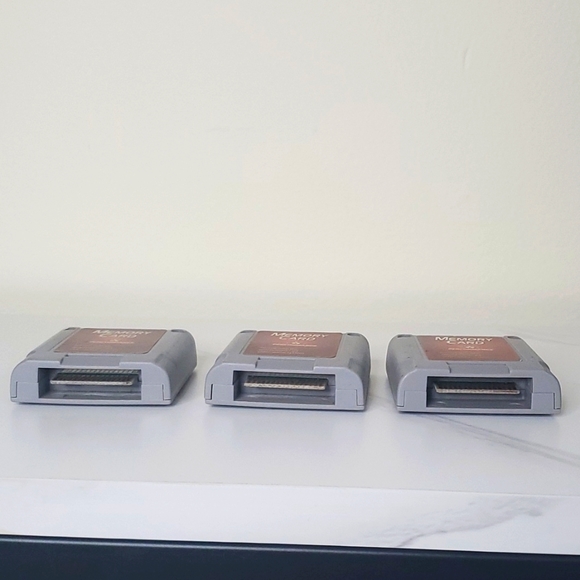 N64 Memory Cards 3total - Picture 5 of 5